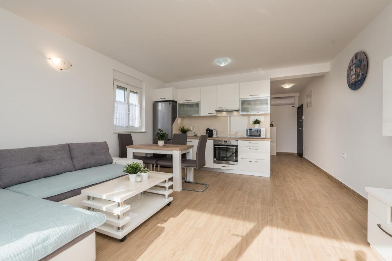 Zoran Brand New Modern Apartments Mandre Bagian luar foto